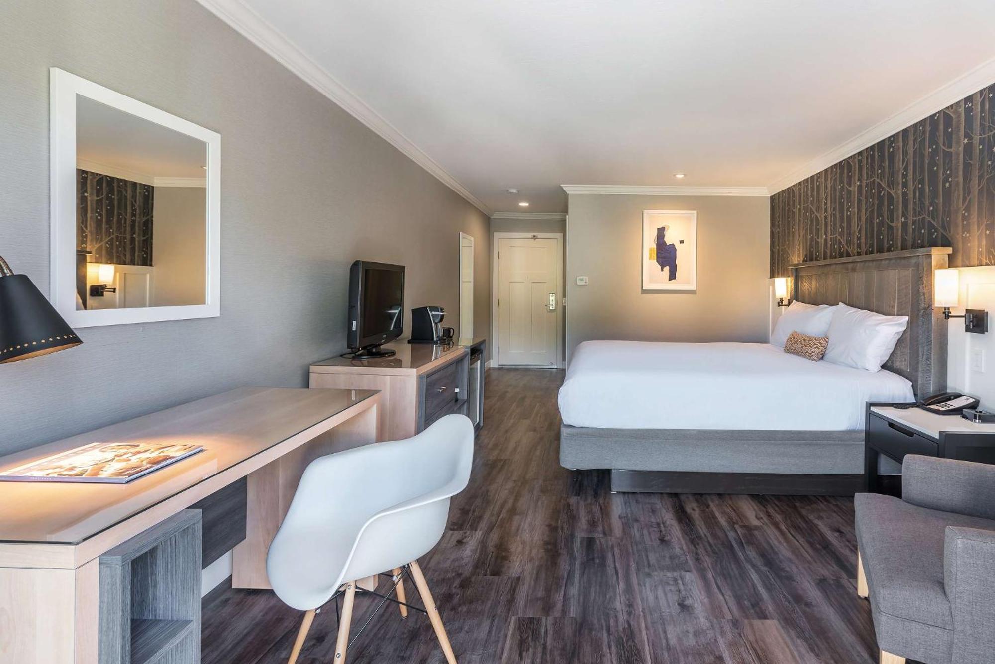 Upvalley Inn & Hot Springs Napa Valley, Ascend Hotel Collection Calistoga Exterior photo