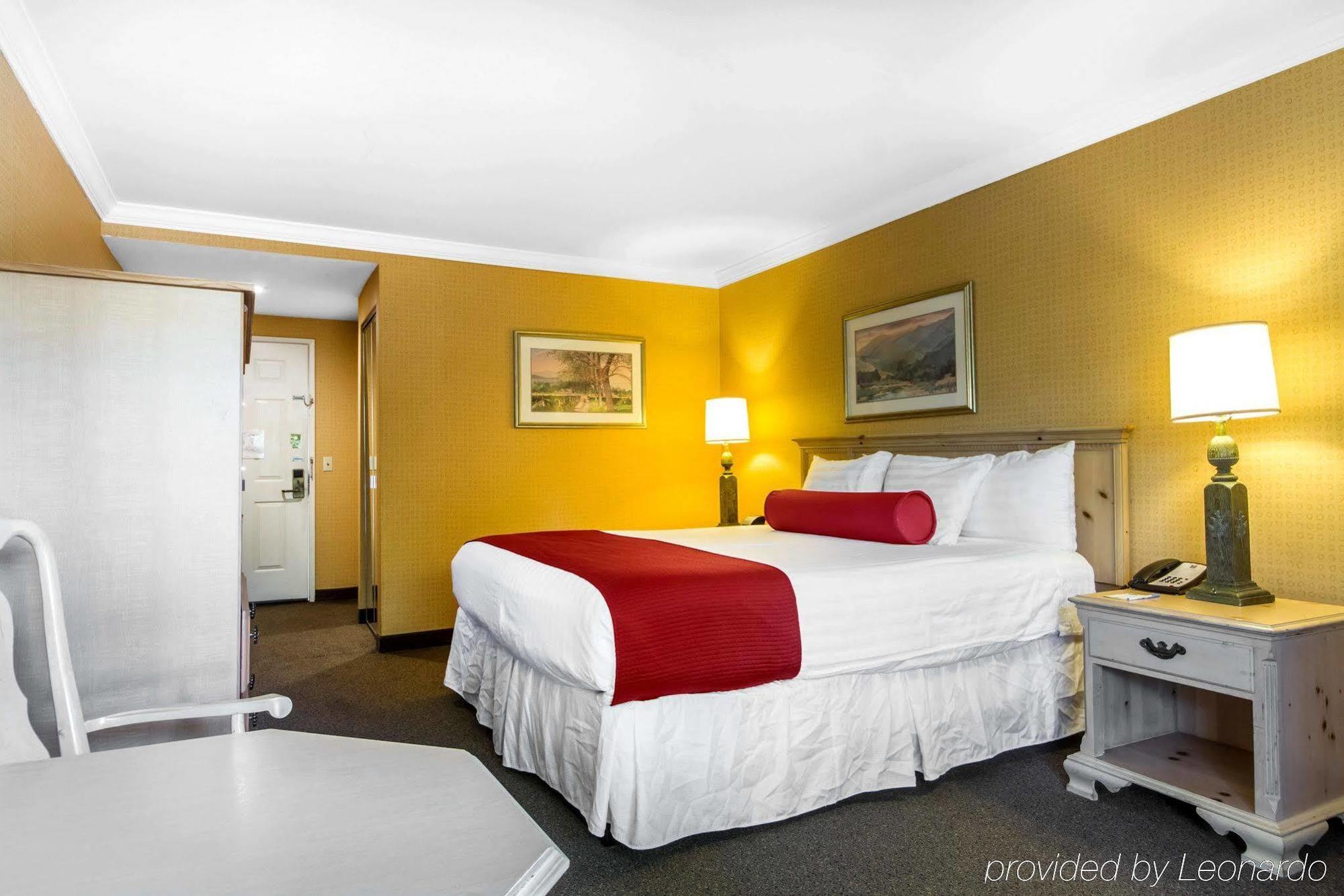 Upvalley Inn & Hot Springs Napa Valley, Ascend Hotel Collection Calistoga Exterior photo
